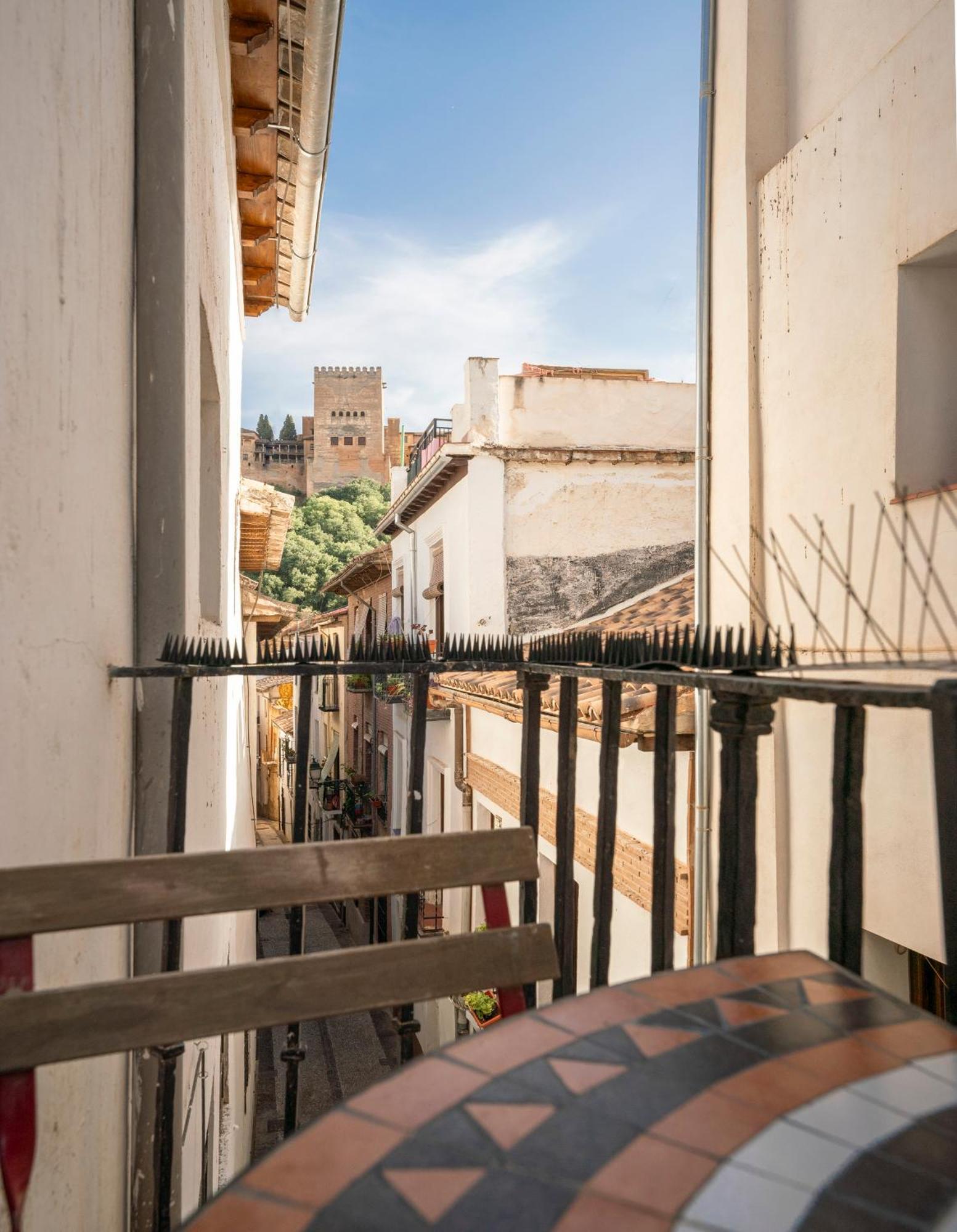 グラナダEl Rincon Nazari - Vistas A La Alhambra Y Terrazaアパートメント エクステリア 写真