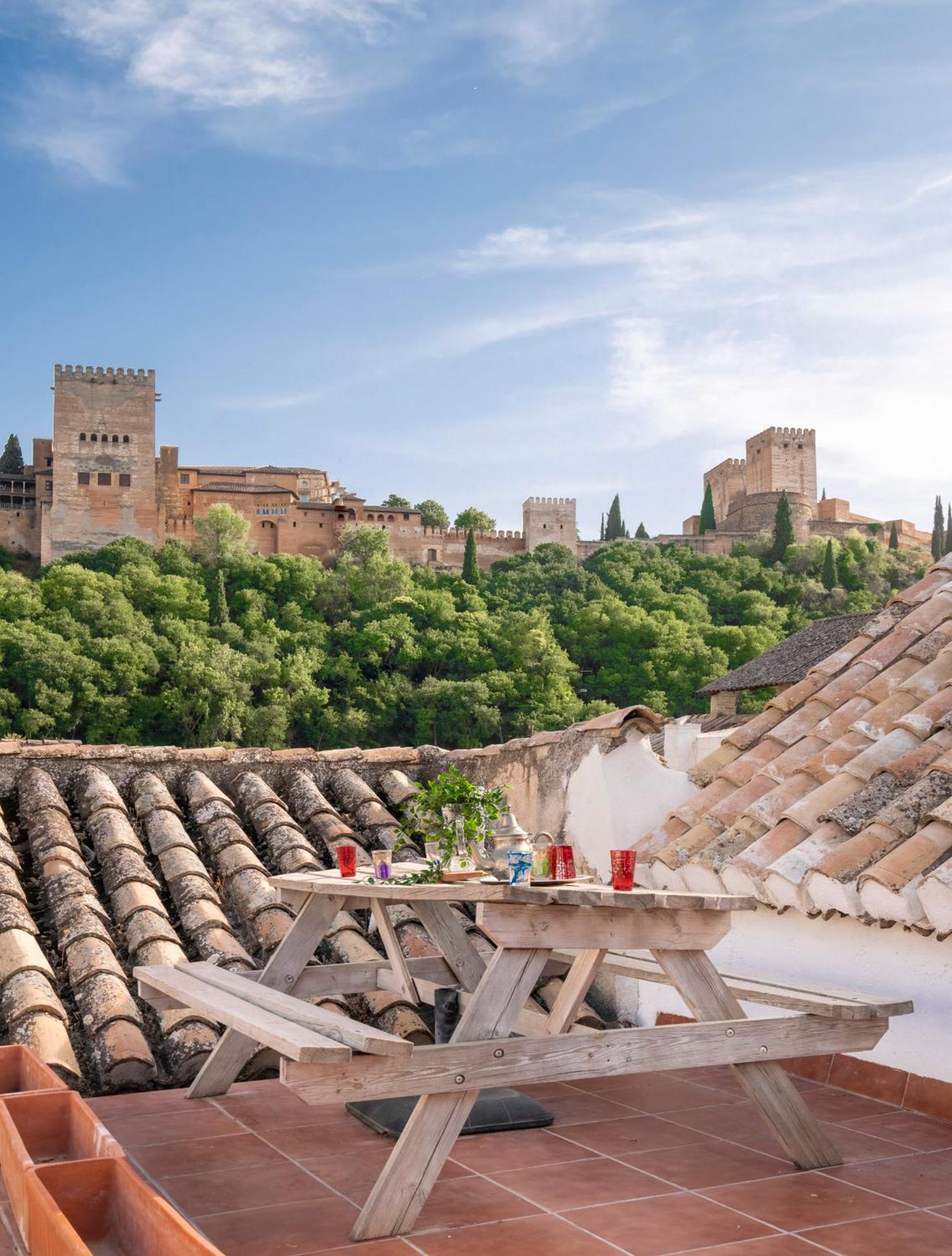 グラナダEl Rincon Nazari - Vistas A La Alhambra Y Terrazaアパートメント エクステリア 写真