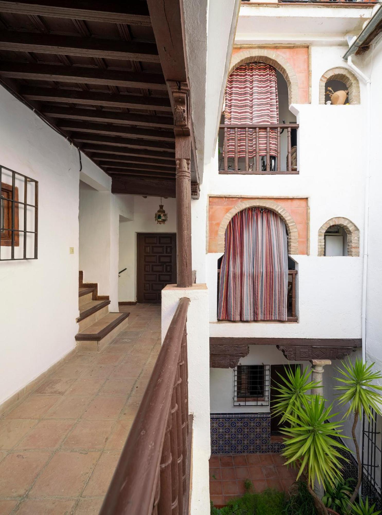 グラナダEl Rincon Nazari - Vistas A La Alhambra Y Terrazaアパートメント エクステリア 写真